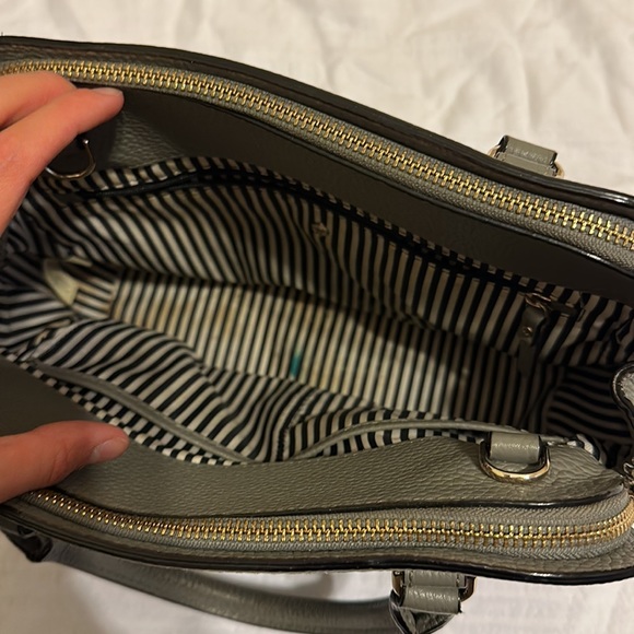 Kate Spade purse - Picture 4 of 7